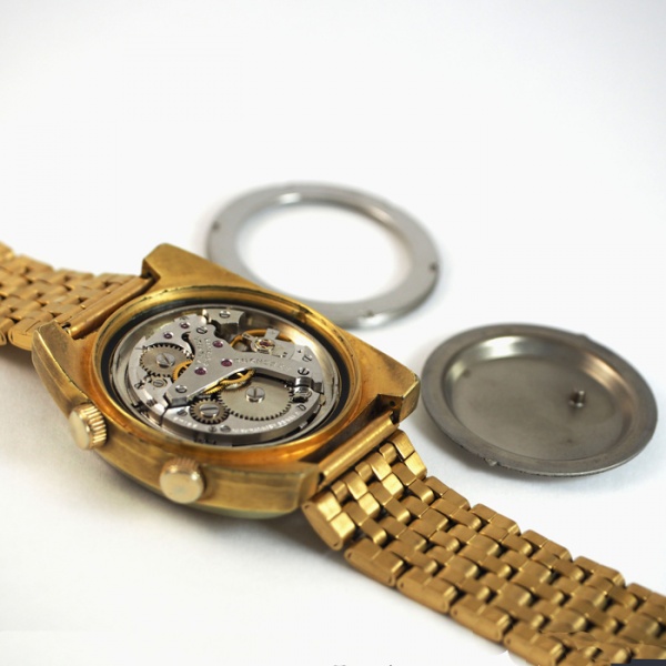 BUCHERER 手巻アラーム時計 | 大阪御堂筋本町のアンティーク時計専門店 